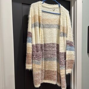 Women’s cardigan, so soft! Perfect condition size large